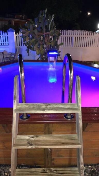 Le Sable Bleu - Evasion Tropicale A Sainte-Anne - Plage 5Min - Piscine - Parking - Logement Climatise - Vue Sur Les Palmiers - Parfait Pour Sejours En Famille Ou Entre Amis Eksteriør billede