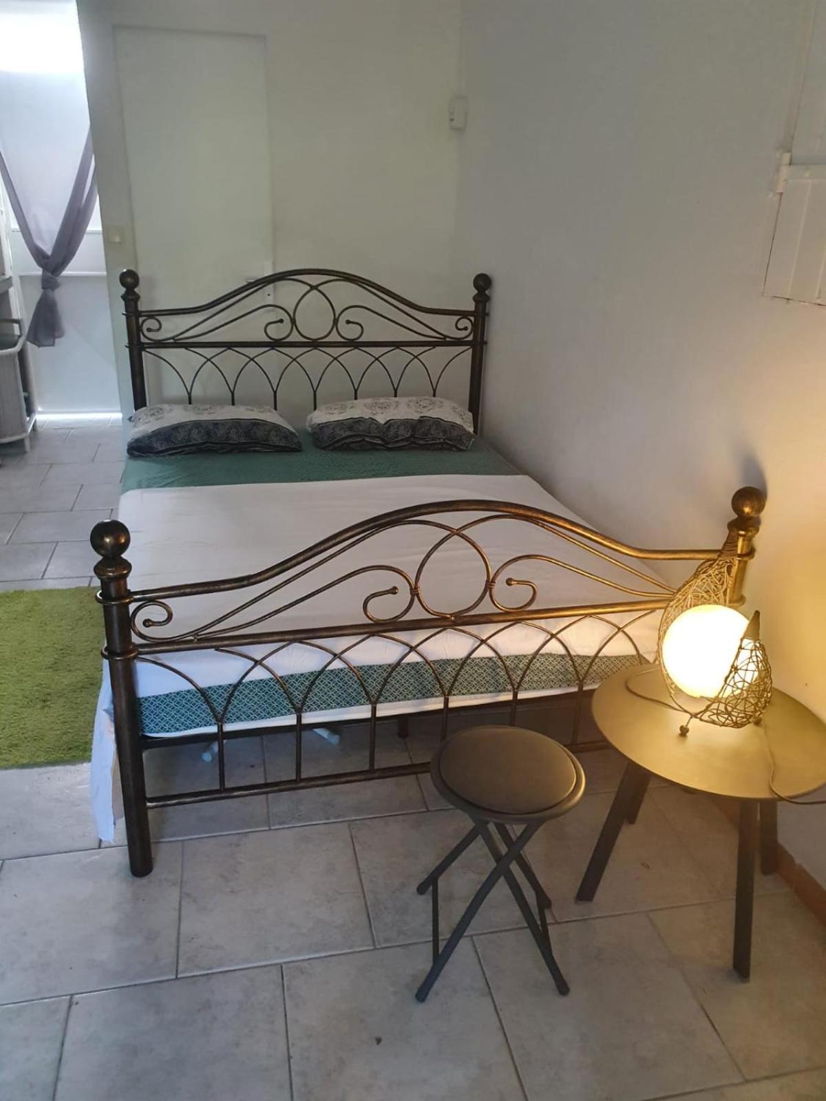 Le Sable Bleu - Evasion Tropicale A Sainte-Anne - Plage 5Min - Piscine - Parking - Logement Climatise - Vue Sur Les Palmiers - Parfait Pour Sejours En Famille Ou Entre Amis Eksteriør billede